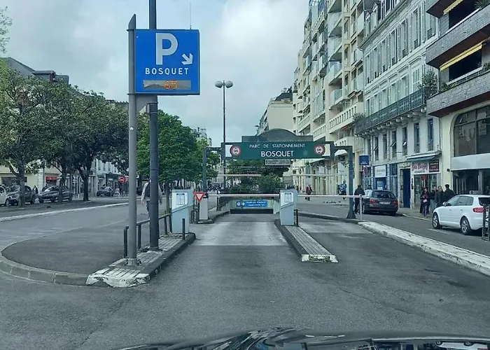 Le Gambetta T2 Cosy Hypercentre Wifi Fibre Avec Parking Appartement